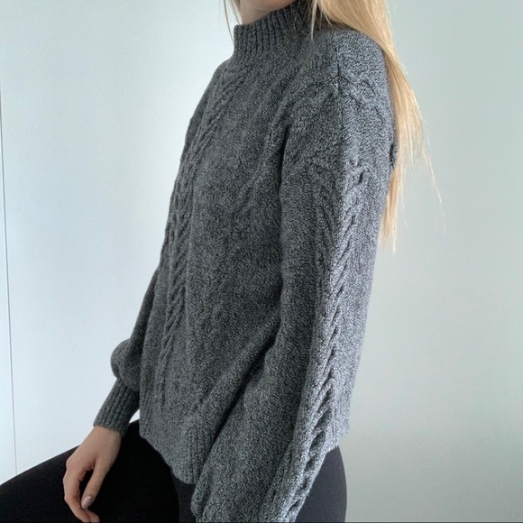 GAP heather grey knitted bubble sleeve sweater - Picture 6 of 8